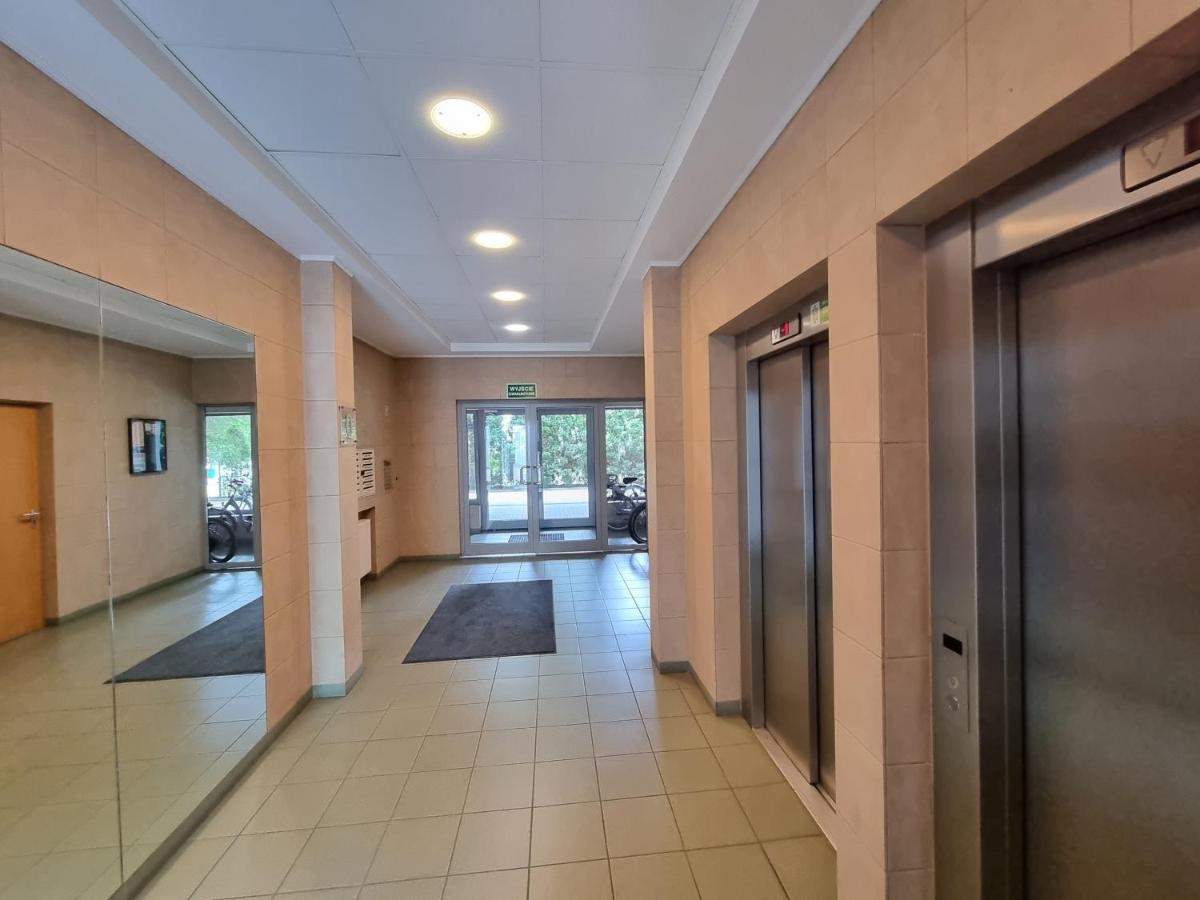 Saska Kepa Apartment 바르샤바 외부 사진